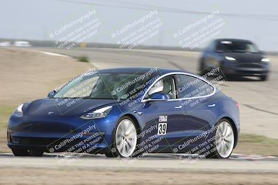 media/Oct-19-2025-Speed Ventures (Sun) [[a6e7fe67be]]/TC B/Session 2 (Outside Grapevine)/